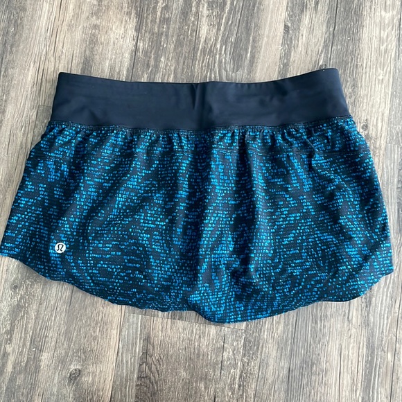 lululemon athletica Dresses & Skirts - Lululemon Final Lap Skirt